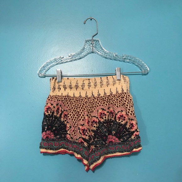 Aztec Print Shorts - Picture 1 of 3